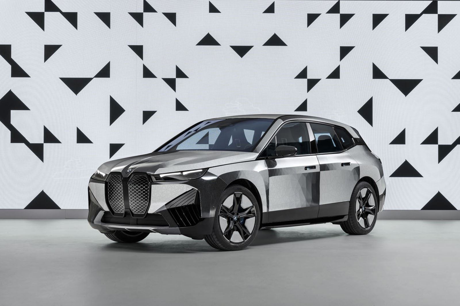 BMW colour changing concept model