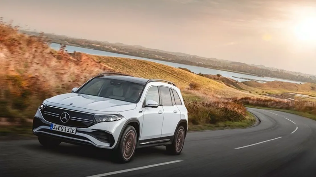 Mercedes EQB 06